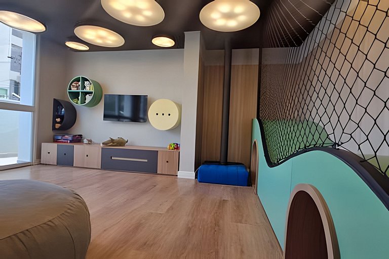 Apto 2/4 com Wi-Fi, TV, piscina e garagem | 1402