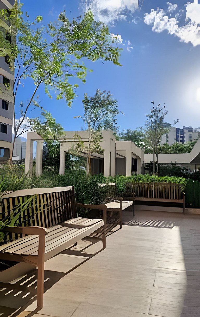 Apto 2/4 com Wi-Fi, TV, piscina e garagem | 1402