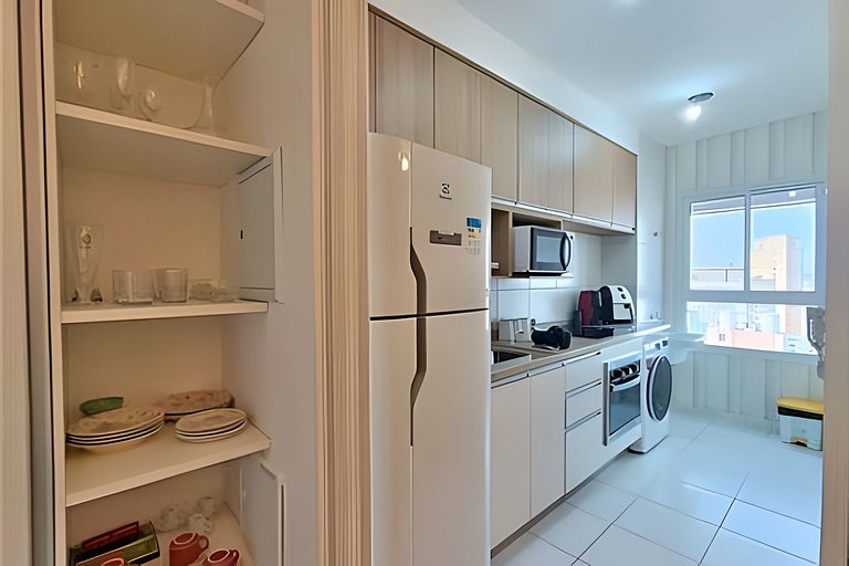 Apartamento 1604, 1/4, sala, TV, cozinha completa