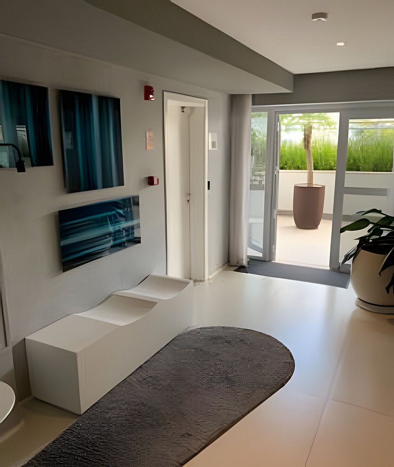 Apto 1/4 com Wi-Fi, TV, piscina e garagem | 1903