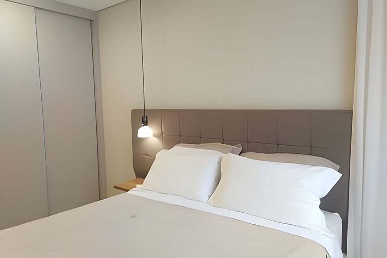 Apto 1/4 com Wi-Fi, TV, piscina e garagem | 1903