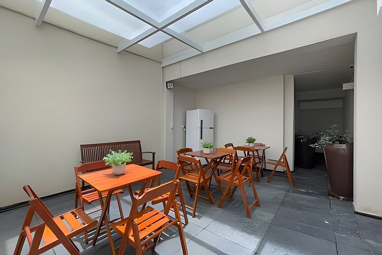 Apto 1/4 com Wi-Fi, TV, piscina e garagem | 1903