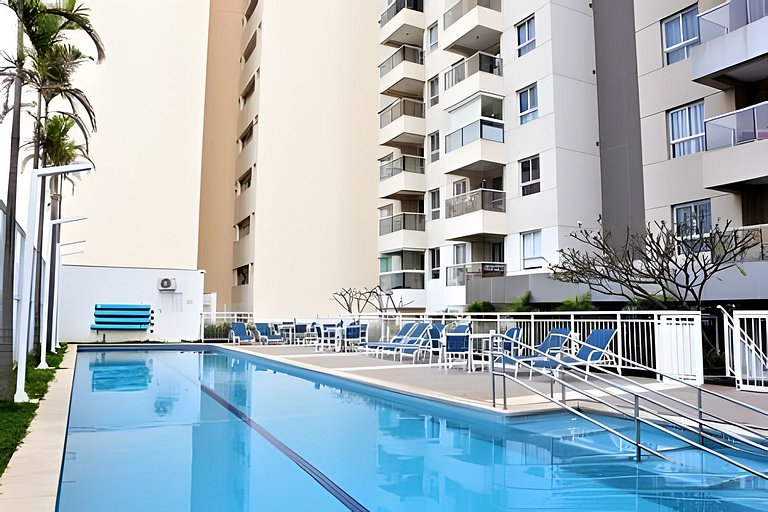 Apto 1/4 com Wi-Fi, TV, piscina e garagem | 407