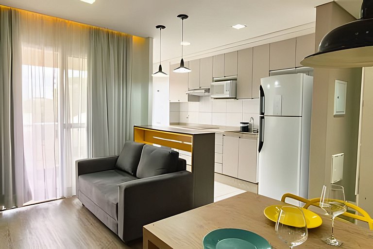 Apto 1/4 com Wi-Fi, TV, piscina e garagem | 407