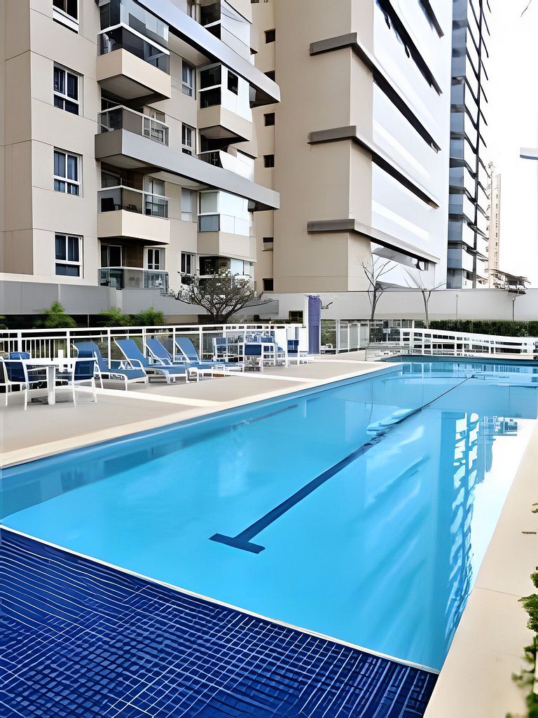 Apto 1/4 com Wi-Fi, TV, piscina e garagem | 407