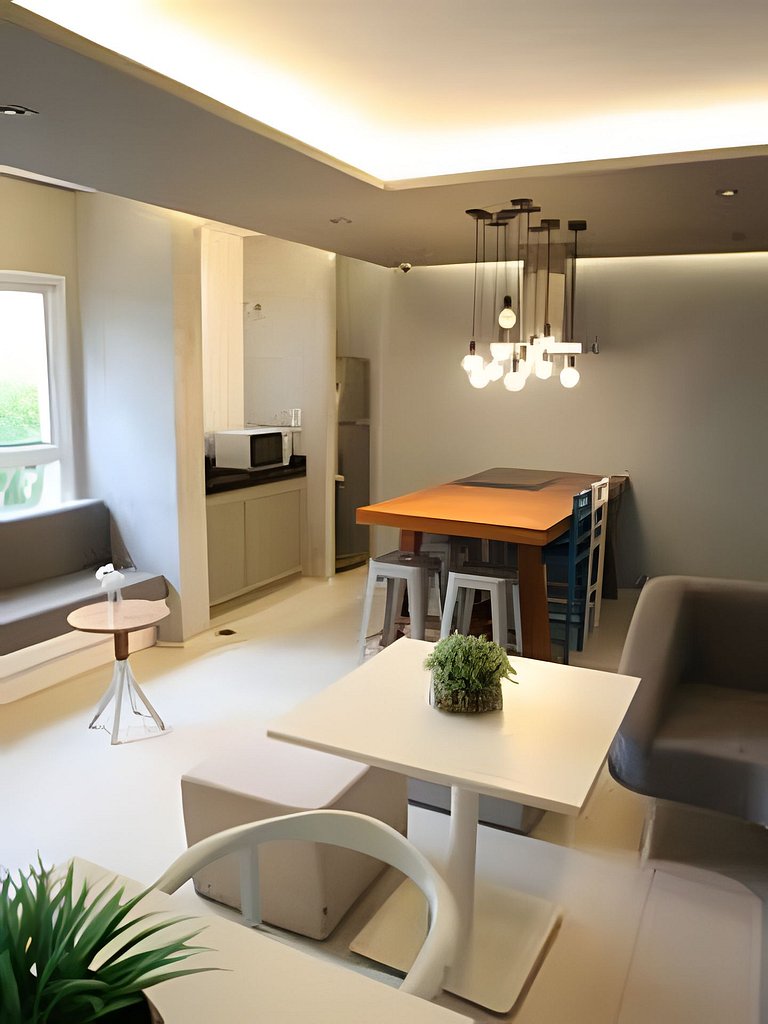 Apto 1/4 com Wi-Fi, TV, piscina e garagem | 407