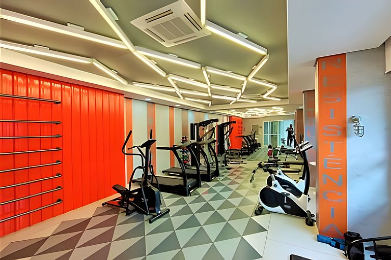 Apto 1/4 com Wi-Fi, TV, piscina e garagem | 407